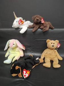 lot 295 image: Vintage TY Beanie Babies Collection Lot with Tags
