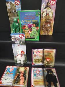 lot 304 image: Vintage McDonalds and Ronald McDonald House Charities TY Beanie Baby Collection