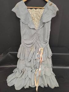 lot 324 image: 1928 BlueGray Wedding Dress