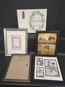 lot 342 image: Mixed Frame Collection - Art & Home Decor Set