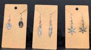 lot 359 image: Metal Dangle Earrings Set