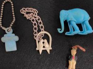 lot 360 image: Vintage Cracker Jack() Toys
