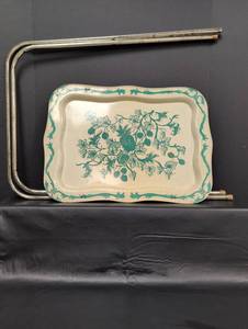 lot 410 image: Mid-Century Metal TV Tray Set with Turquoise Floral Design