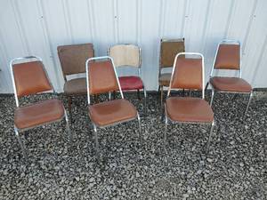 lot 421 image: Assorted Dining Chairs - Mid-Century Chrome Dining Chairs and More