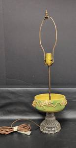 lot 445 image: Weller Pottery Floral Table Lamp with Glass Base