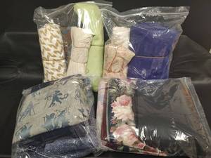 lot 470 image: Mixed Fabric Bundle with Floral and Paisley Prints and More