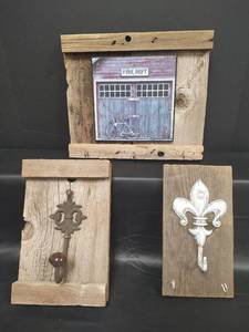 lot 486 image: Rustic Wall Art Set with Fire Station Print and Fleur-de-lis Hooks