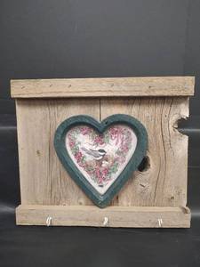 lot 500 image: Heart-Shaped Bird Print in Green Frame on Rustic Wood, 14 14 x 12
