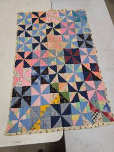 lot 591 image: 1930s Hand-Stitched Star Pattern Quilt