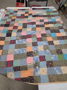 lot 592 image: 1940s Handmade Patchwork Quilt in Poor Condition- use for crafts