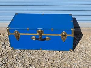 lot 800 image: Blue Metal Storage Trunk with Brass Hardware