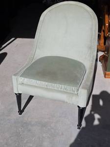 lot 821 image: Mid-Century Mint Velvet Upholstered Chair
