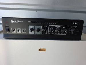 lot 855 image: RadioShack 40W PA Amplifier Model 32-2054