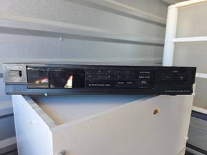 lot 858 image: Sony ST-JX380 FMAM Stereo Tuner
