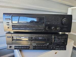 lot 860 image: TEAC Receiver AG-360S & Optimus Dual Cassette Deck Audio System SCT-36 Model No. 14-658