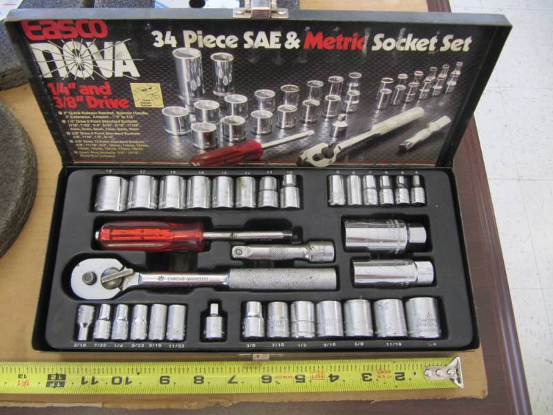 lot 138 image: NOVA  14 & 38 DRIVE SOCKET SET (SHOP TOOLS)
