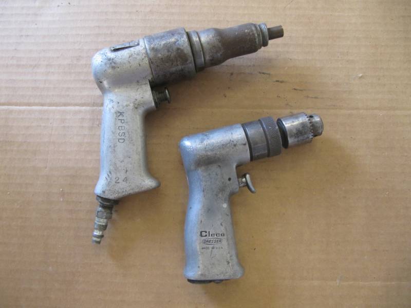 lot 157 image: LOT OF 2 AIR TOOLS - 1 CLECO DRESSOR DRILL AND ROCKWELL RIVET GUN
