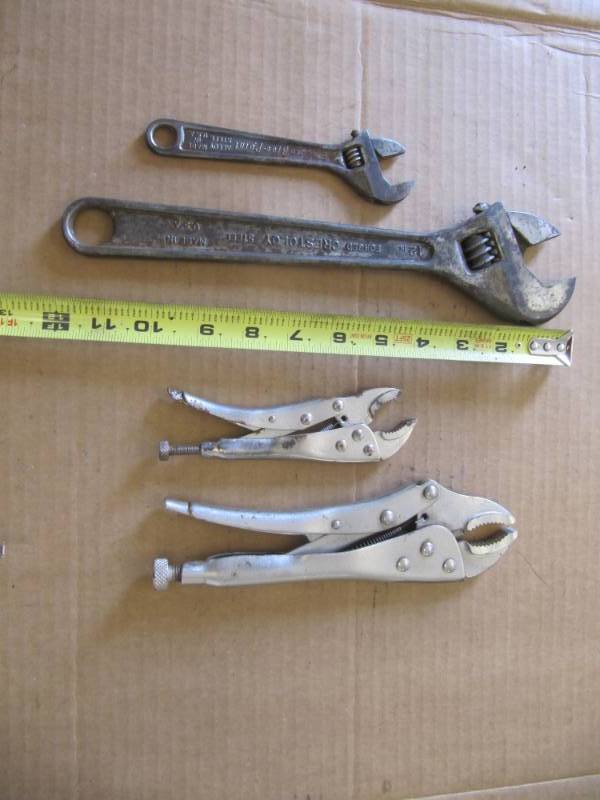 lot 161 image: LOT OF CRESCENT WRENCHES  12,  6 AND VICE GRIPS (SHOP TOOLS)