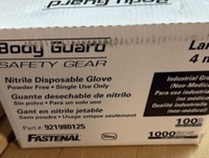 lot 4 image: Body Guard Large Nitrile Disposable Gloves - 1000 Count