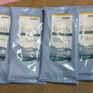 lot 26 image: Stryker Sage Bath Hygienic Washcloths - Pack of 5