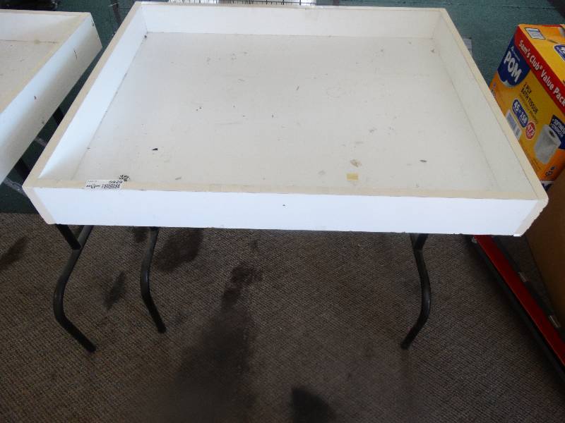 lot 5929 image: Collapsible table