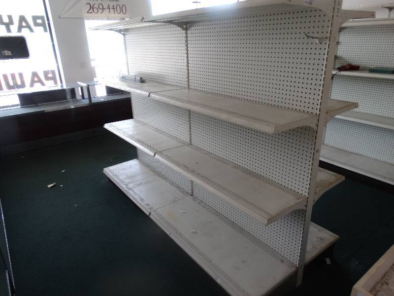 lot 5933 image: Metal stocking shelf