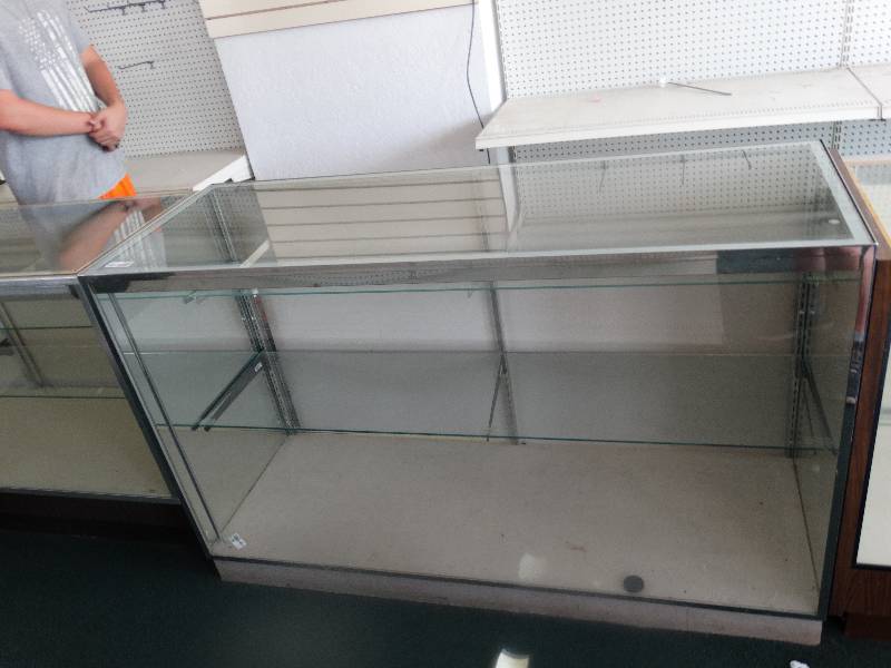 lot 5942 image: Glass display shelf 5ft x 22 inch