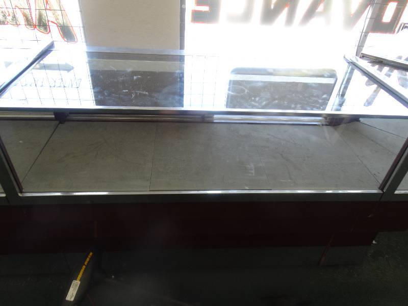 lot 5947 image: Glass display shelf 46 12 x 20 18