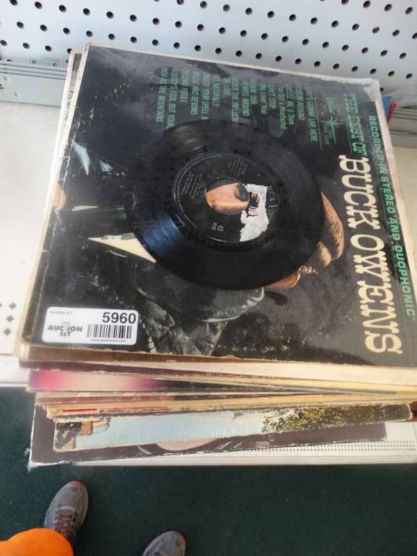 lot 5960 image: Large lot of records