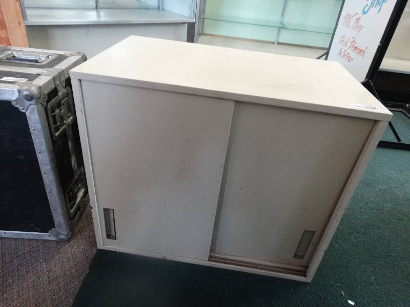 lot 12807 image: 30x18 Inch metal cabinet