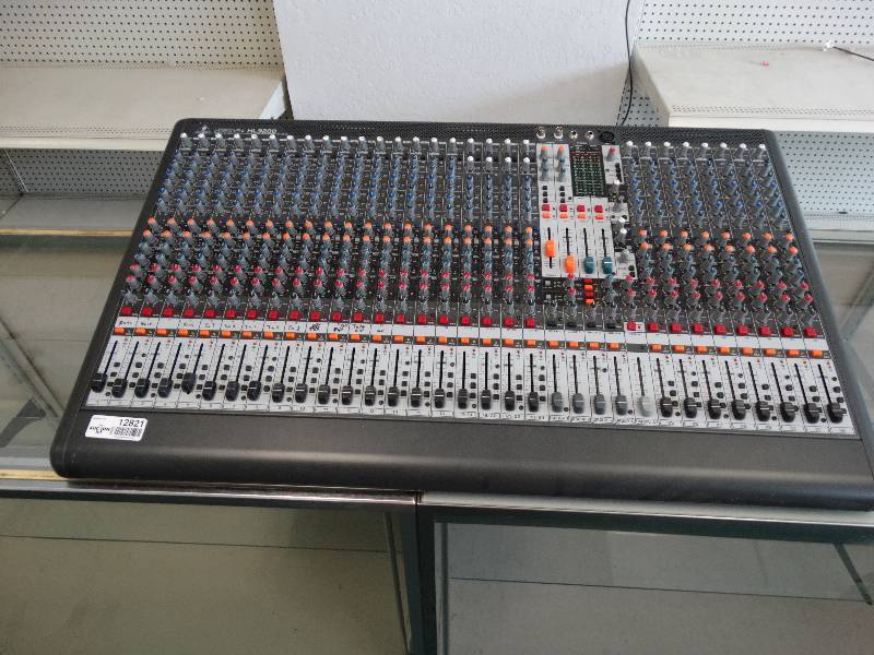 lot 12821 image: Xenyx XL 3200 Premium 32 input 4 bus live mixer