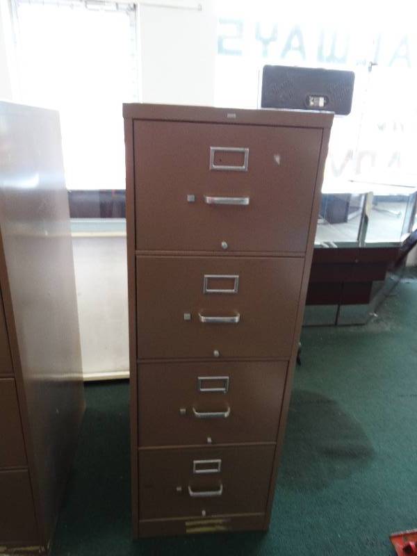 lot 12824 image: 4 drawer metal file cabinet