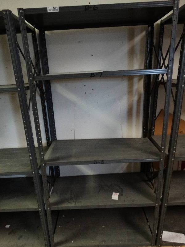lot 12842 image: Metal shelf