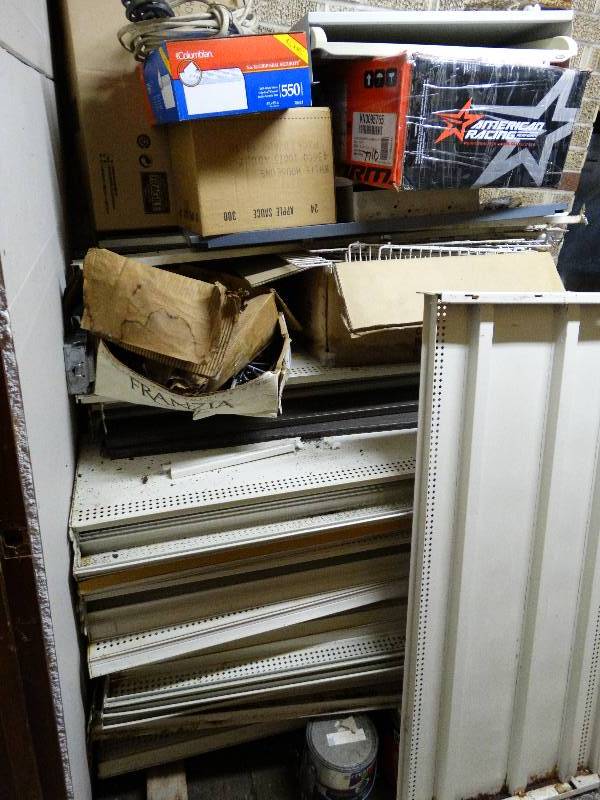 lot 12847 image: Shelf racking large lot