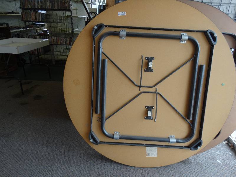 lot 12848 image: 5 foot round table