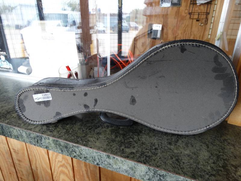 lot 12857 image: Mandelin guitar case