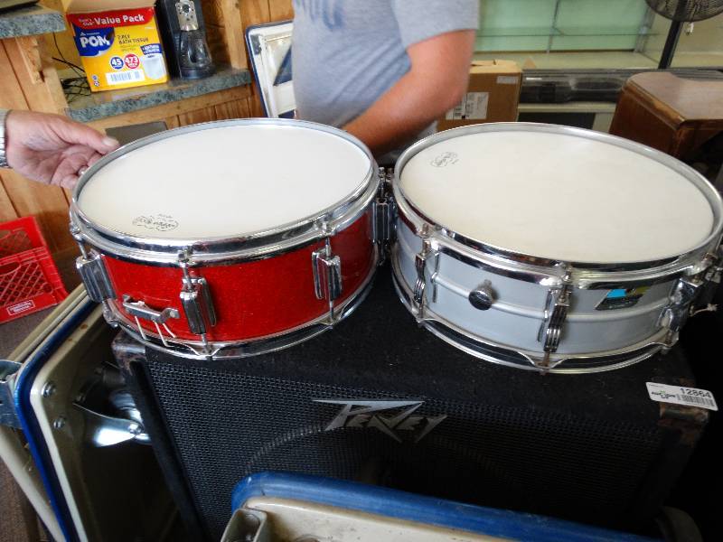 lot 12890 image: 2 Ludwig snare drum