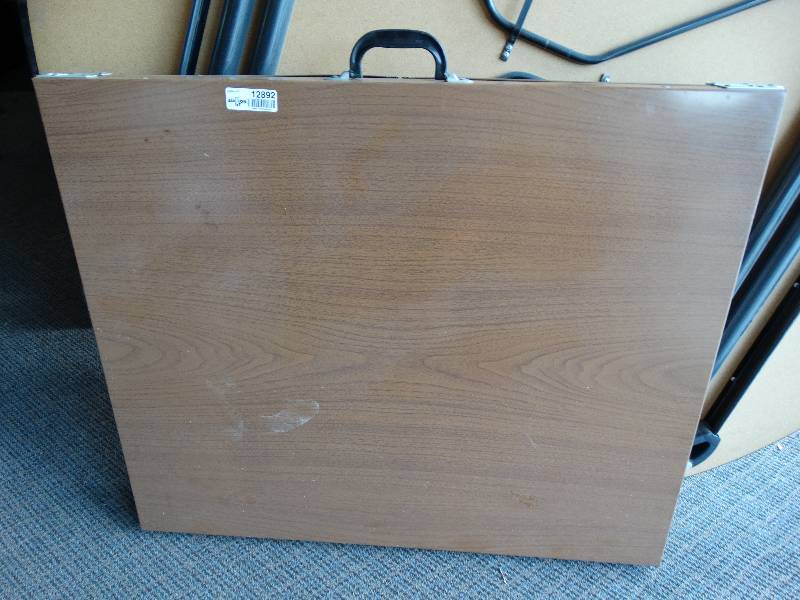 lot 12892 image: 2 fold up tables