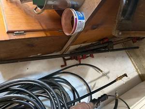 lot 1207 image: 5 BAR CLAMPS
