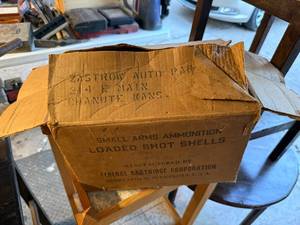 lot 1258 image: MISC BOX OF ROPE AND STRING..............SW