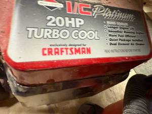 lot 1308 image: BRIGGS AND STRATTON 20HP ENGINE VERTICAL SHAFT----------R2