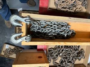 lot 1325 image: 516 LOG CHAIN 12-15............R3