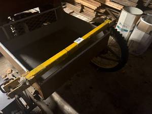 lot 1085 image: DRAW BAR