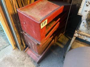 lot 1068 image: (2) SETS OF CAR RAMPS