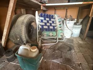 lot 1806 image: MISC ITEMS, LAWN CHAIRS, METAL TIRES