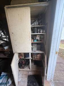 lot 1811 image: CONT OF CABINET MOWER PARTS  CB RADIOS  SHOP ITEMS