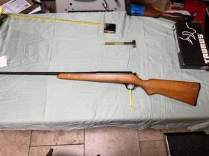 lot 1108 image: REVELATION MODEL 335, 410 GA SINGLE SHOT SHOTGUN