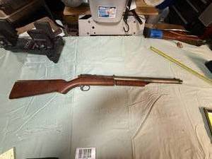 lot 1118 image: BENJIMAN FRANKLIN BB GUN, MODEL 312, .177 CAL, WORKS