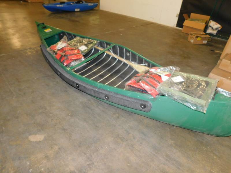 lot 2250 image: Sportspal Meyers Aluminum Canoe