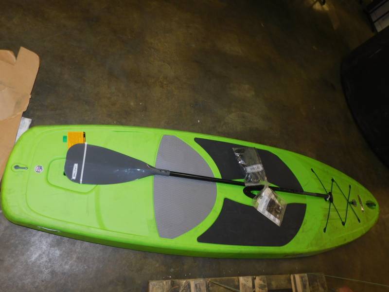 lot 2262 image: Lifetime 10 Hardshell Horizon Stand Up Paddle Board